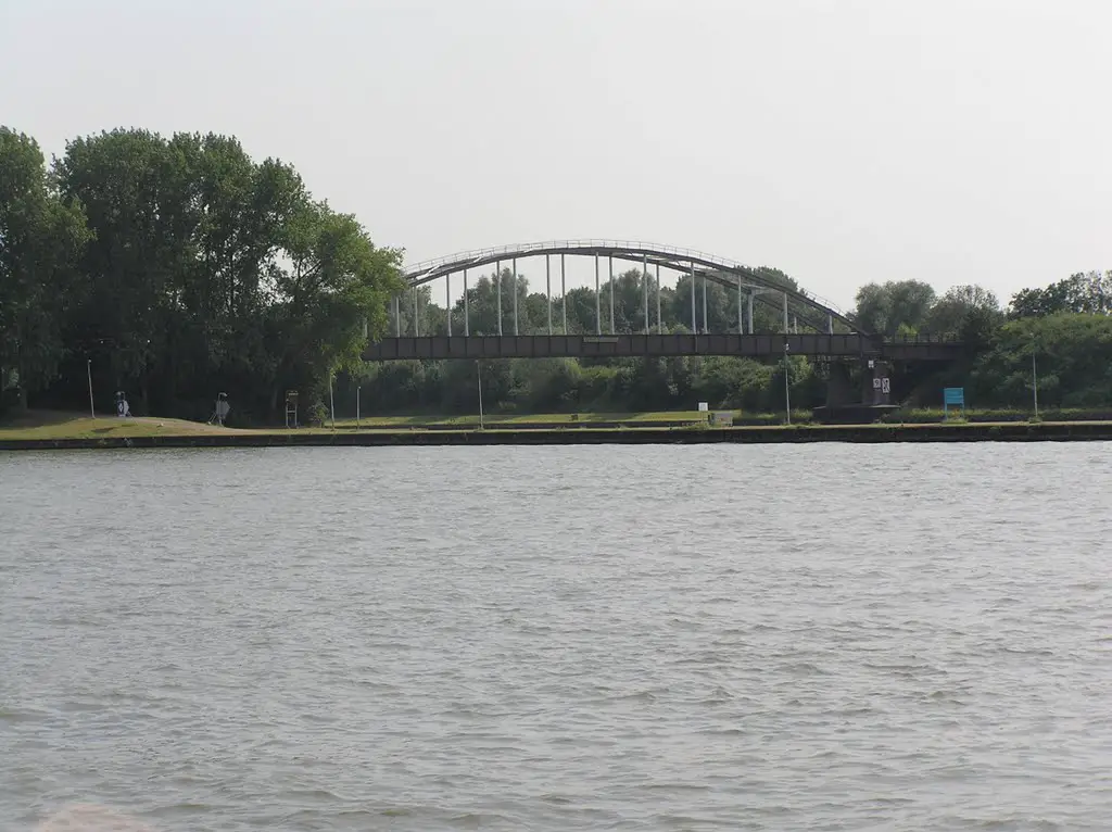 Bridge over the Lekkanaal