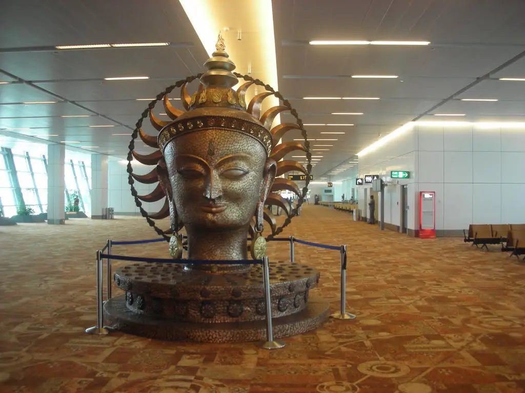 India - New Dehli airport - Oct 10