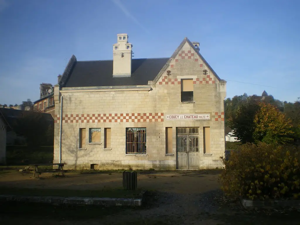 l'ancienne gare de coucy le chateau