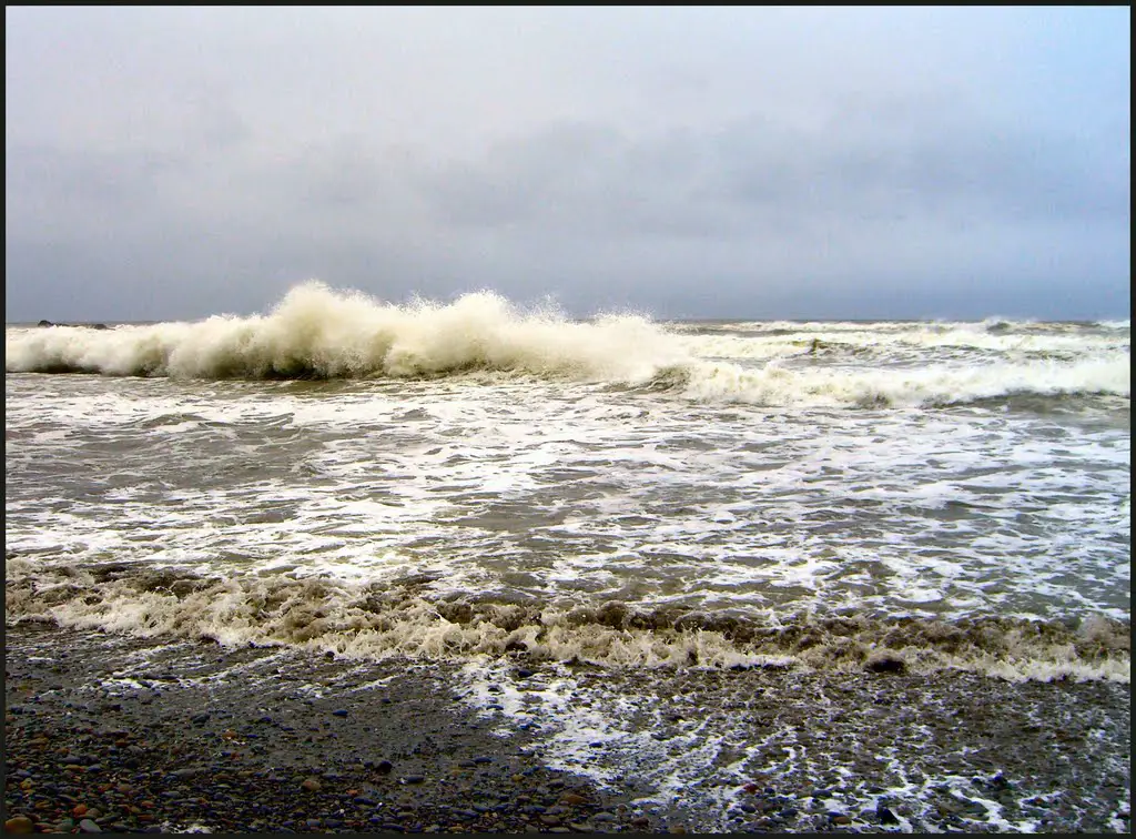 Crashing waves on Ruby Beach in Washington state.