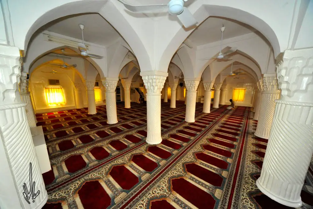صحن داخلى - مسجد محمد رسول الله