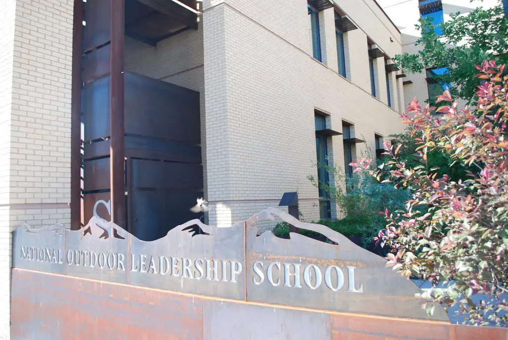 national outdoor leadership school
