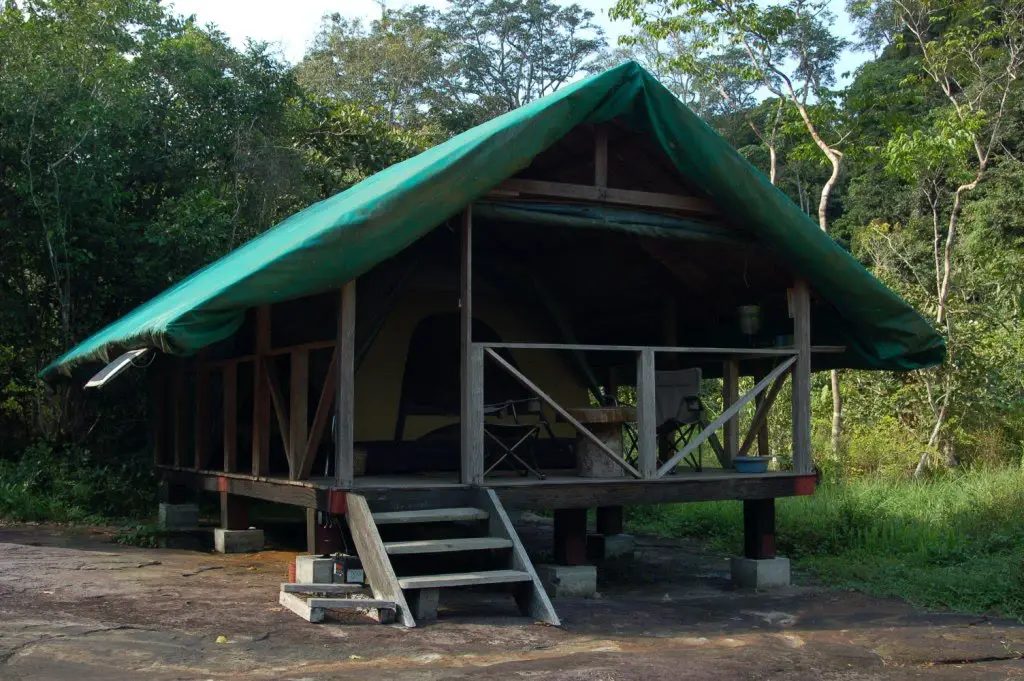 Tent at Langoue Bai camp