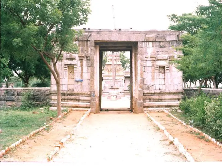 Senrayaperumal temple entrance view