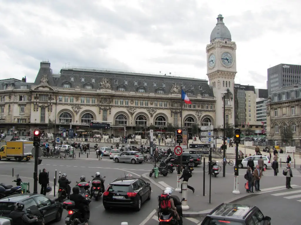 Gare De Lyon - Paris France