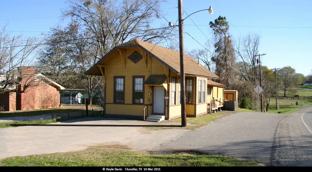 Old SLSW depot