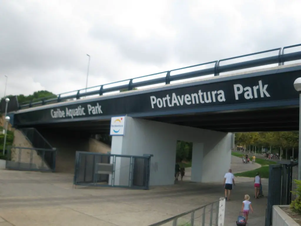 Port Aventura Entrance (15-09-07)