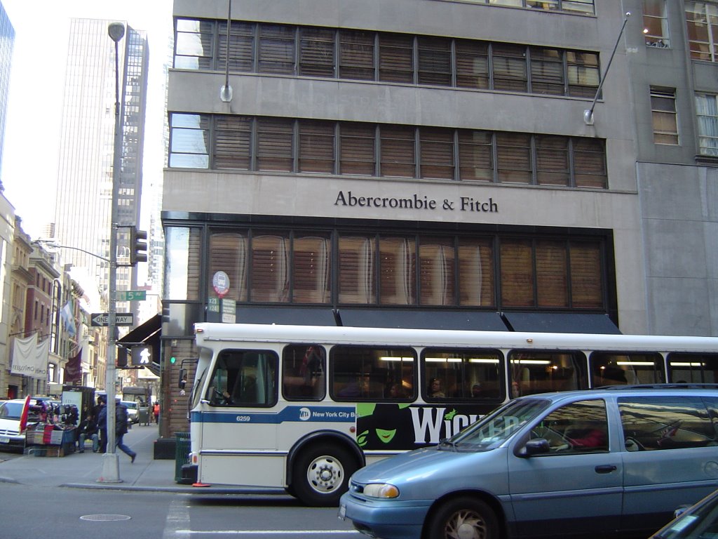 720 Fifth Avenue - Abercrombie \u0026 Fitch 