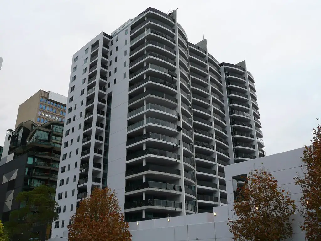 ALTAIR Waterfront Apartments
