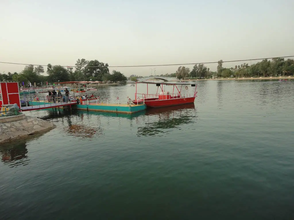 Al Zawraa lake 2011