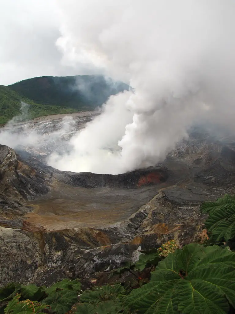 Cráter Volcán Poas (2° Mirador)