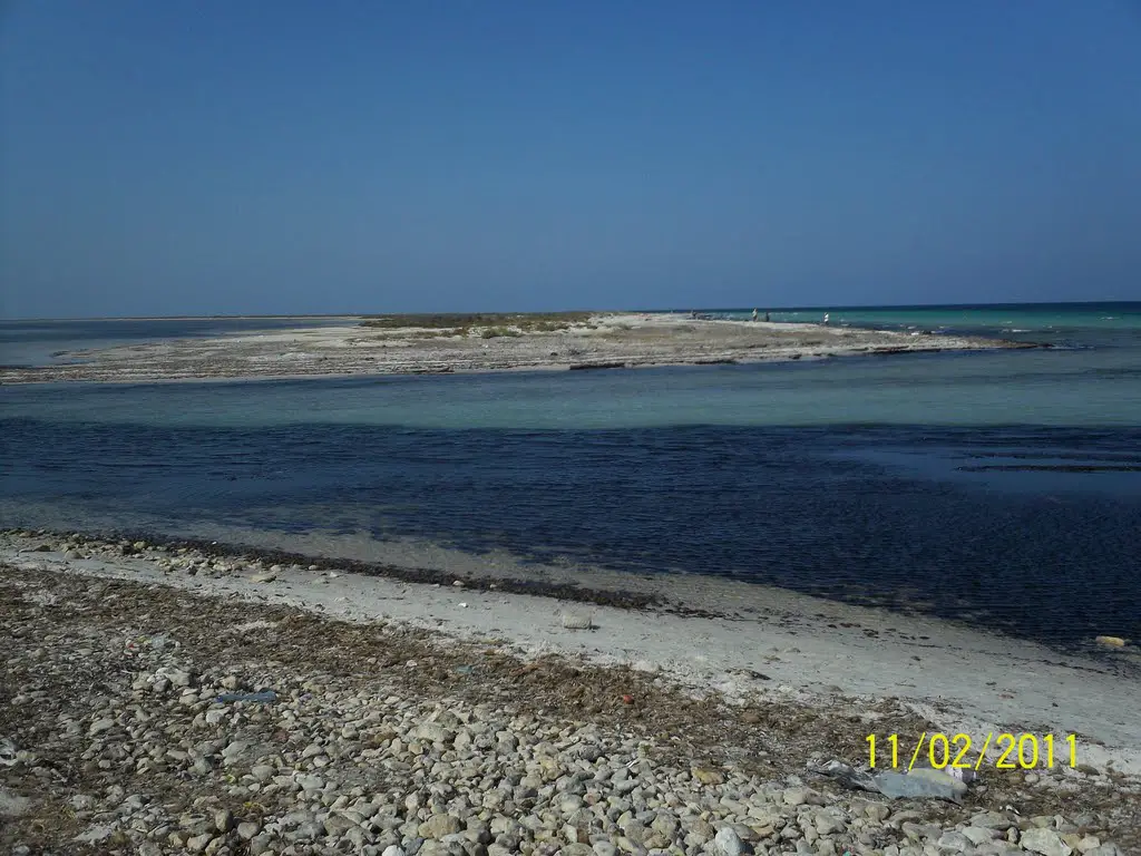 Ezzira Island