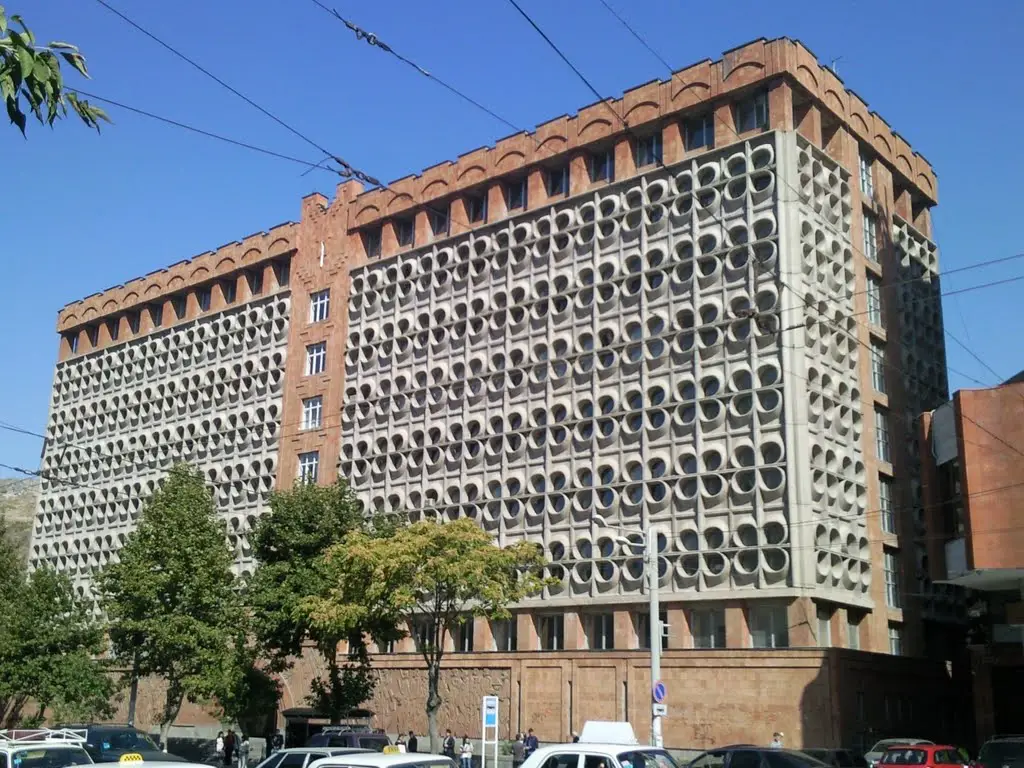 "Politechnique institue" building,Yerevan Univ,Oct.2011
