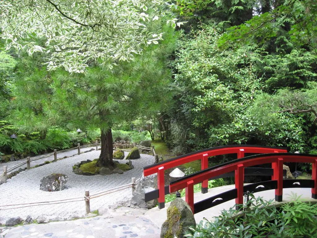 Victoria - Japanese Garden of Butchart Gardens