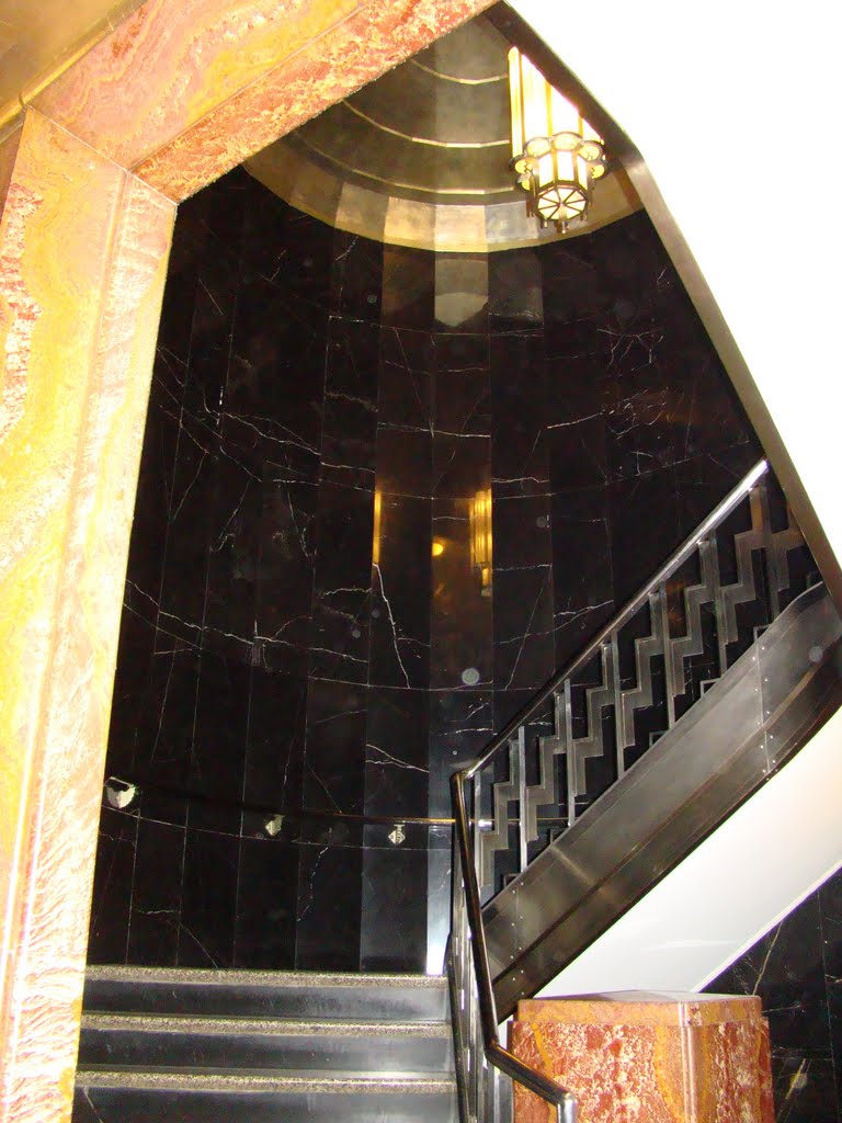 Art Deco Staircase Chrysler Building Mapio Net