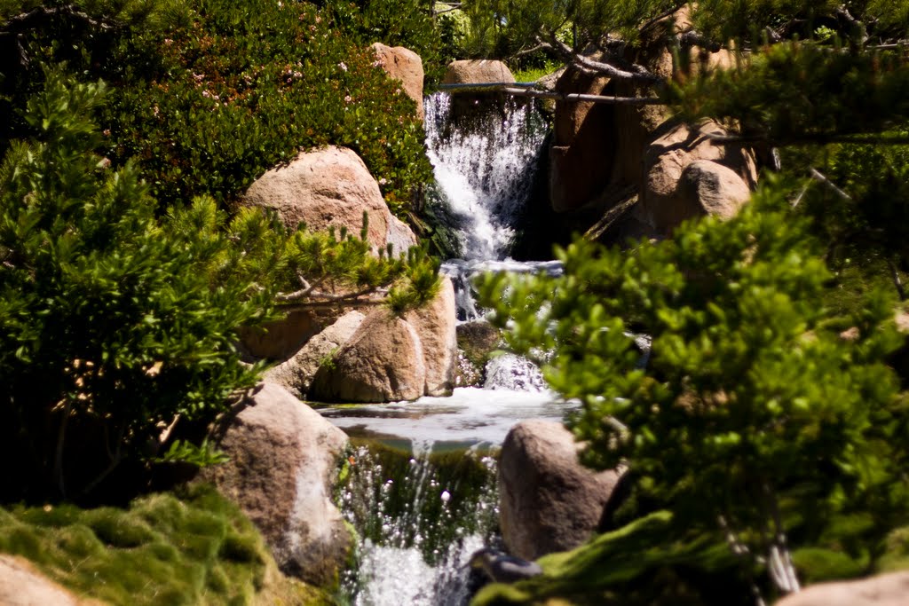 Waterfall At The Japanese Garden Suiho En Van Nuys California