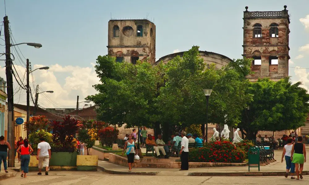 Dónde está la Catedral de Nuestra Señora de la Asunción, Baracoa, Cuba