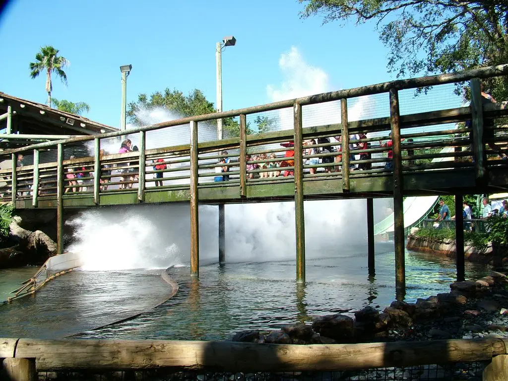 Tidal Wave Ride Busch Gardens | Mapio.net