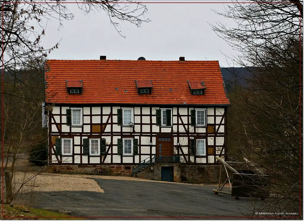 Jesberg-Brünchenhain - Wohnhaus Gutshof