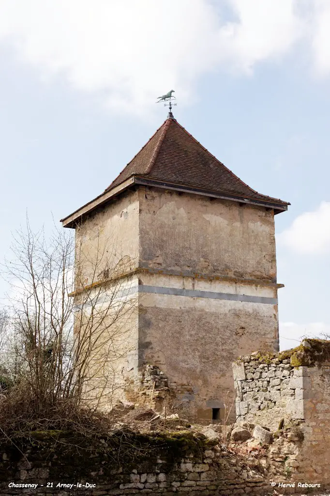 21 Arnay-le-Duc - Chassenay  Pigeonnier