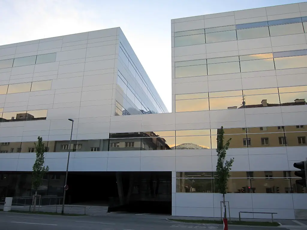 neues Uni Gebäude, Biomedizin