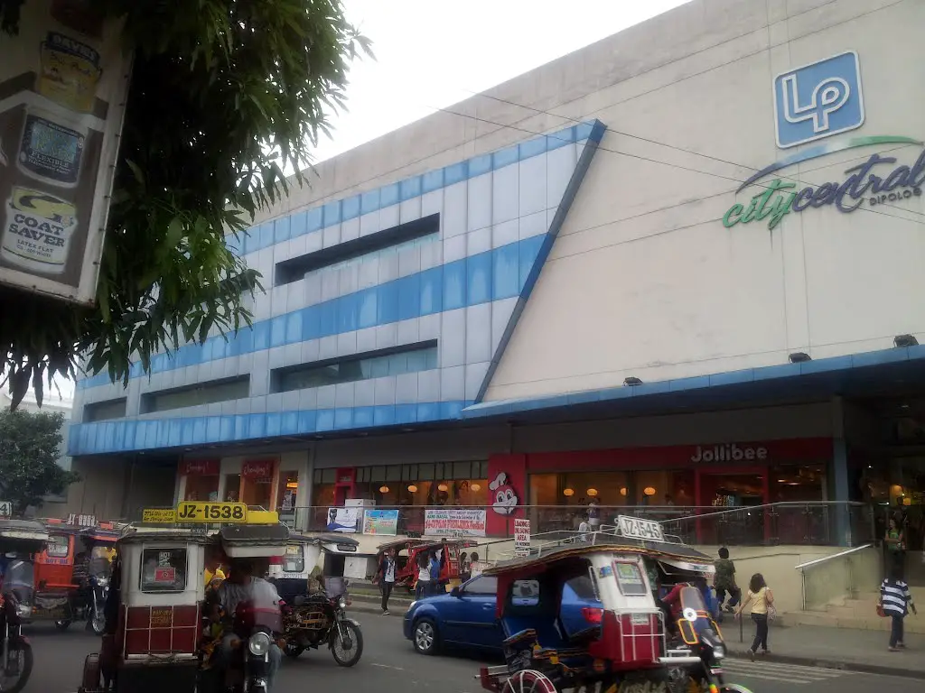 Lee Plaza shopping Mall, Miputak, Dipolog City 
