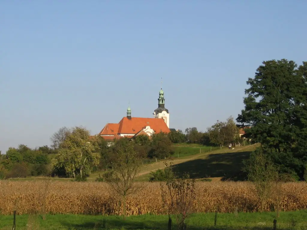 Vnorovy-kostel