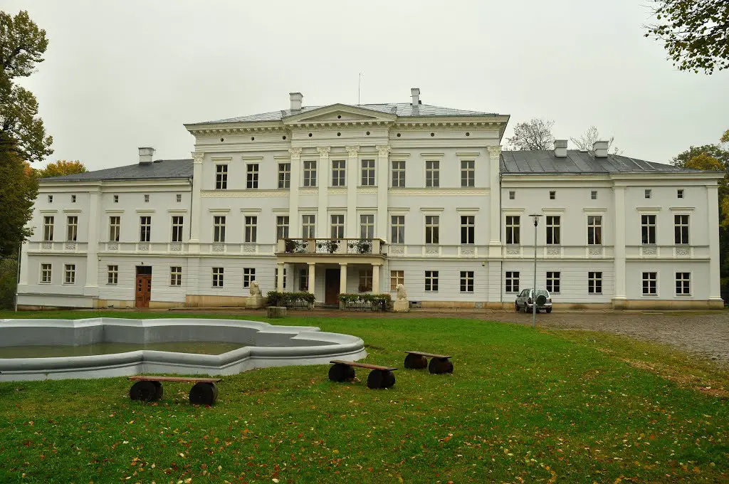 Palace & Park "Jedlinka"