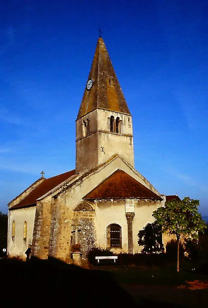 Donzy-le-National - Eglise Sainte-Marie-Madeleine