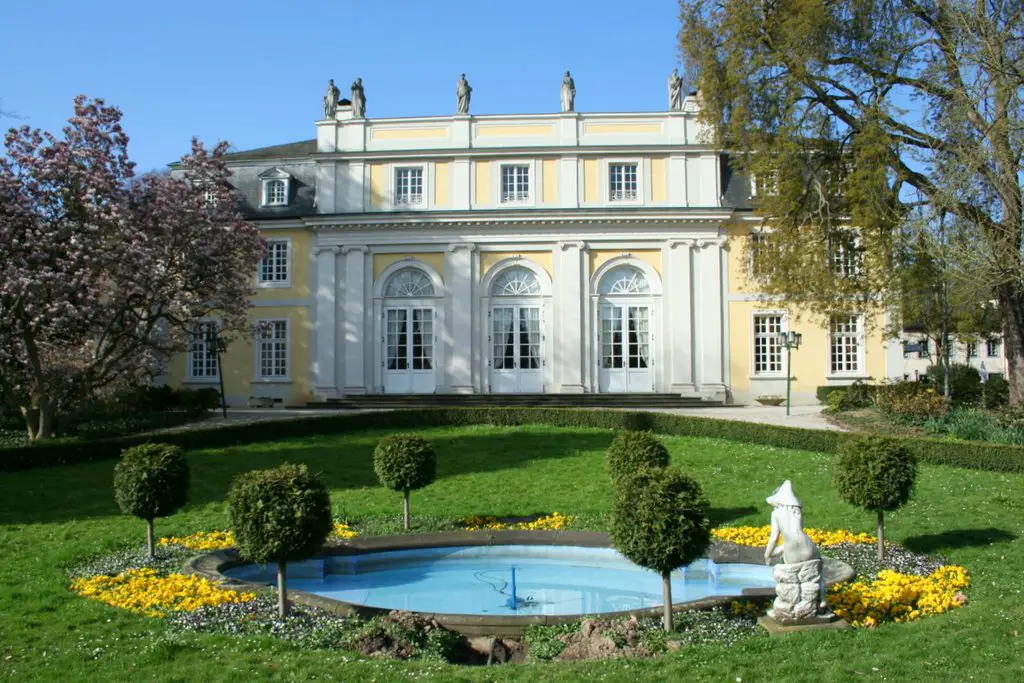 La Redoute Schloss in Bonn als Hochzeitslocation