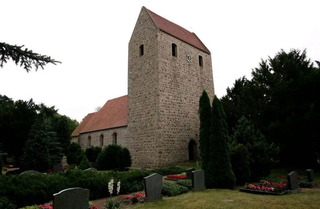 Kirche Dobberkau