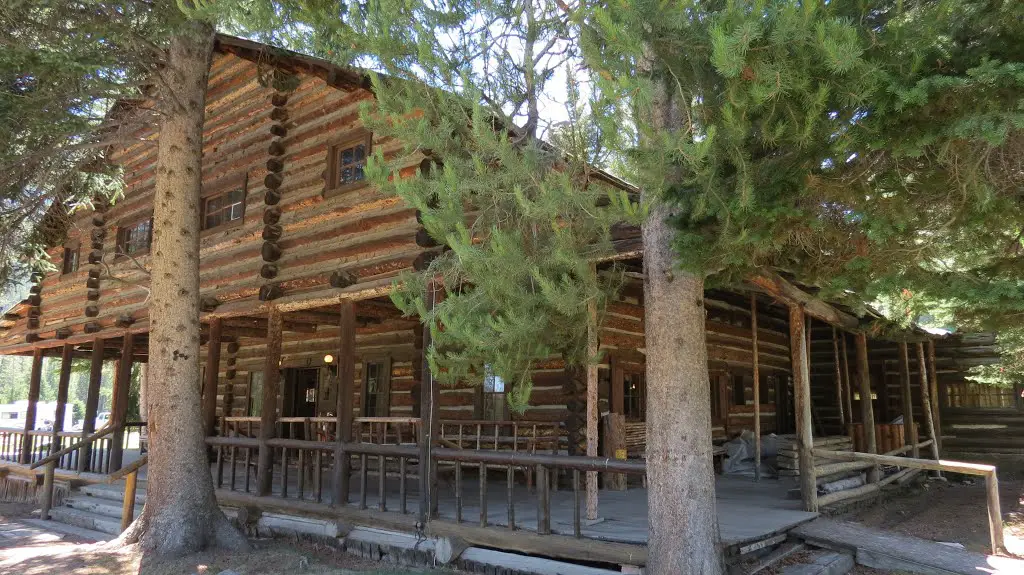 Buffalo Bill's historic 1904 Tepee Lodge Shoshone Wyoming | Mapio.net