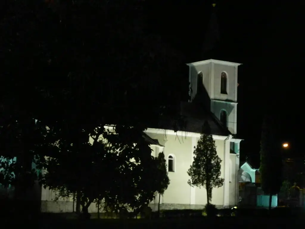 Biserica Santuhalm