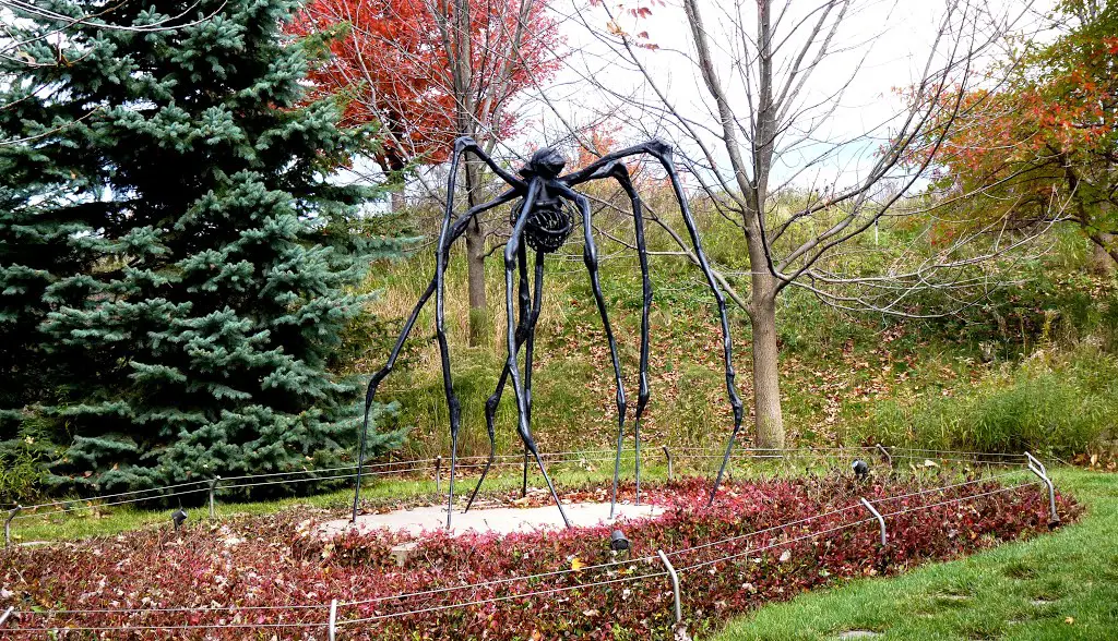 Spider Sculpture By Louise Bourgeois At Frederik Meijer Gardens